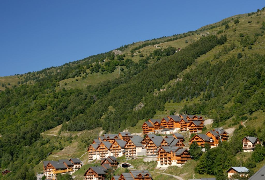 Residence Odalys Le Hameau Et Les Chalets De La Vallee D'Or ヴァロワール エクステリア 写真